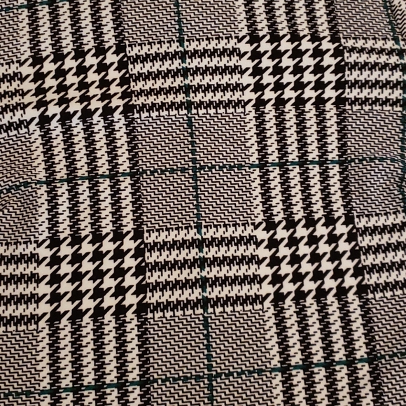 Violet b. Dress - Picture 4 of 7